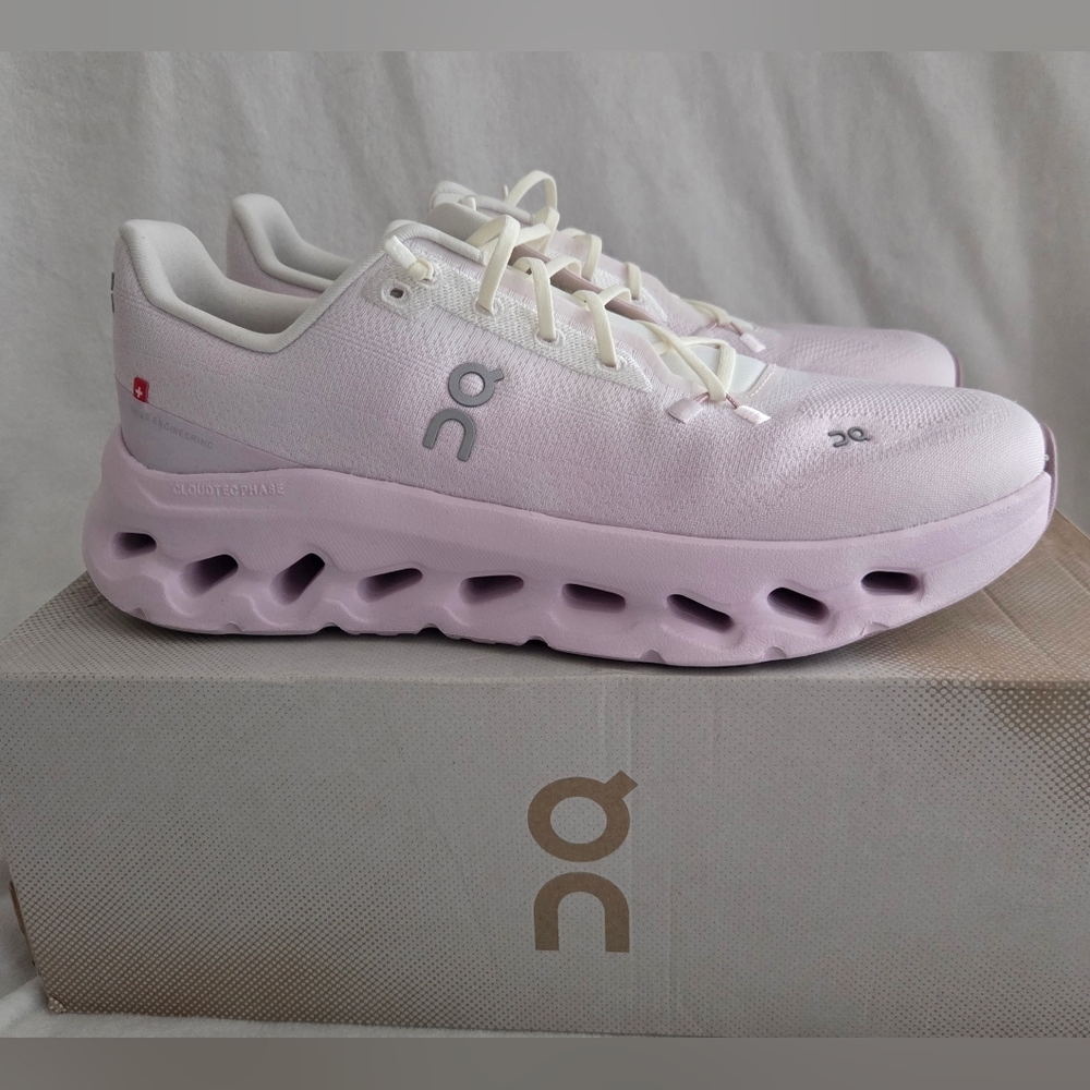On Cloud Tilt Women Running Shoes Sneakers Ivory/Orchid Purple Size 8.5 NIB